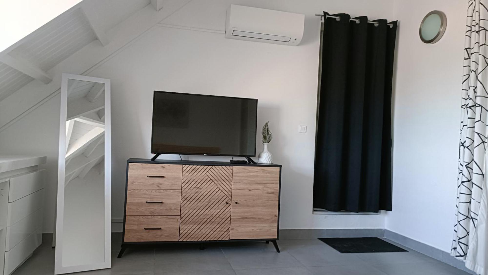 Friendly Beach House Baie Nettle Bagian luar foto
